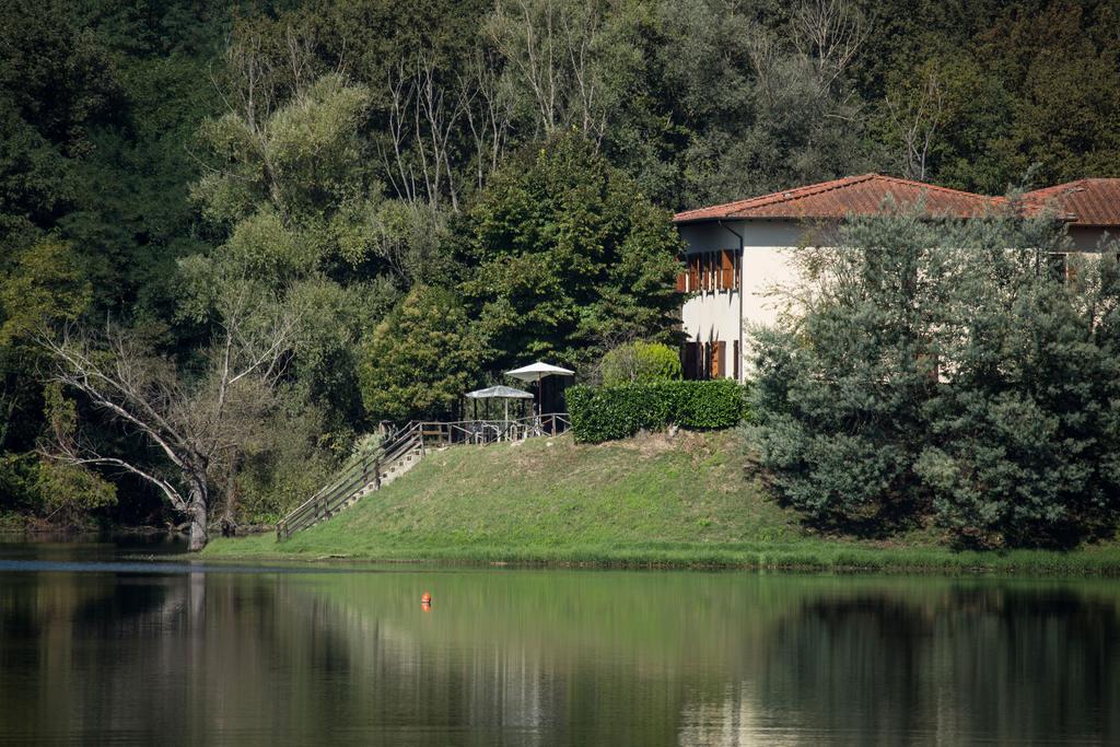 Hotel Del Lago คาวริเลีย ภายนอก รูปภาพ