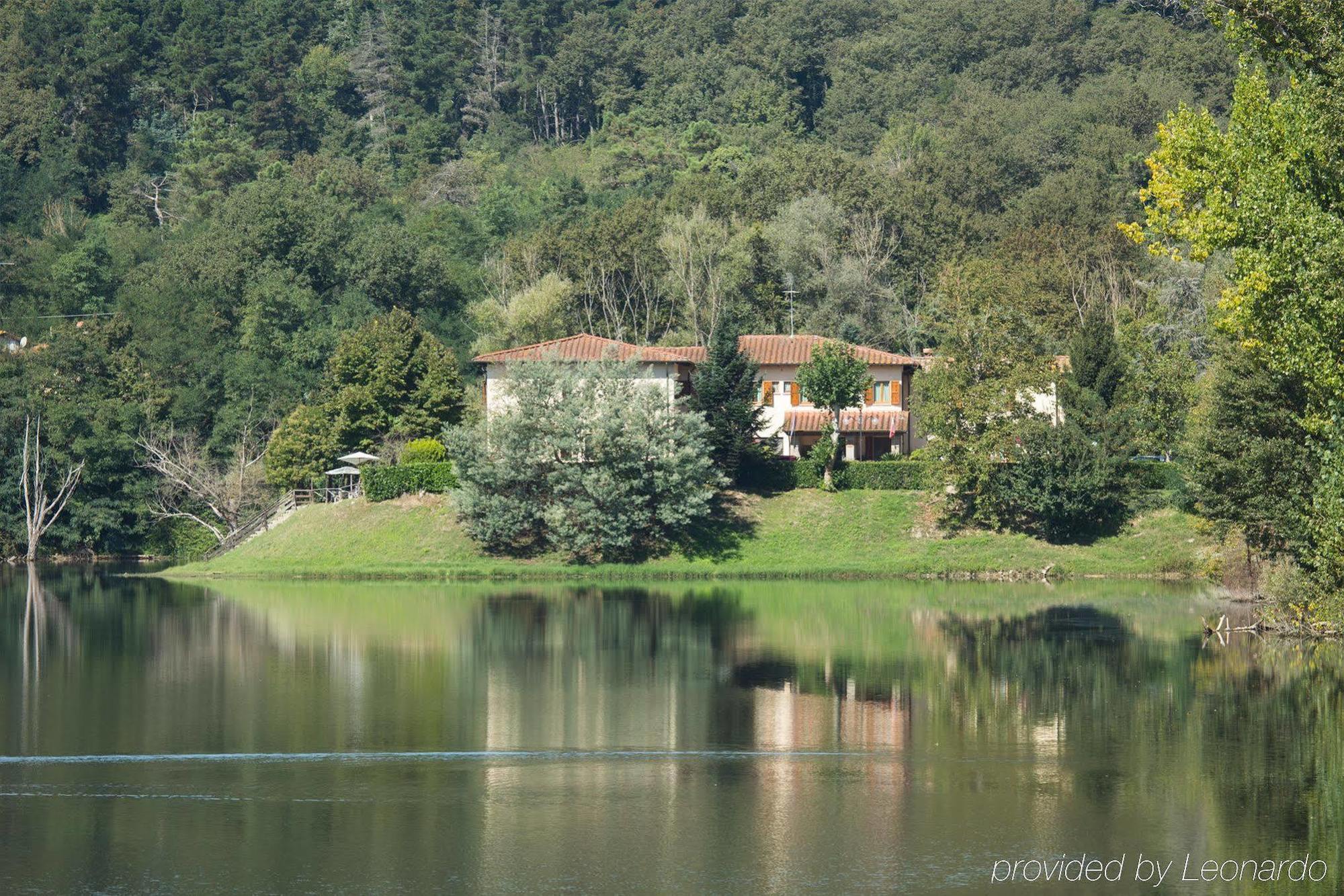 Hotel Del Lago คาวริเลีย ภายนอก รูปภาพ